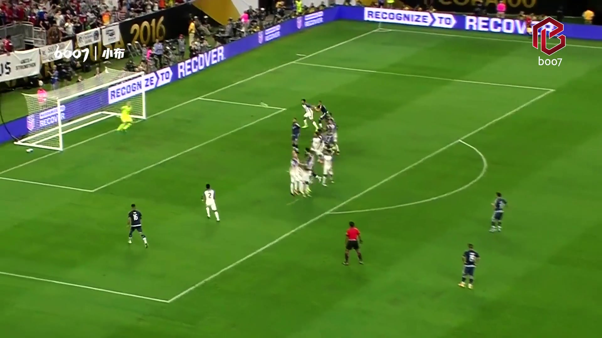 一摸一樣梅西絕妙任意球仿佛回到了當年