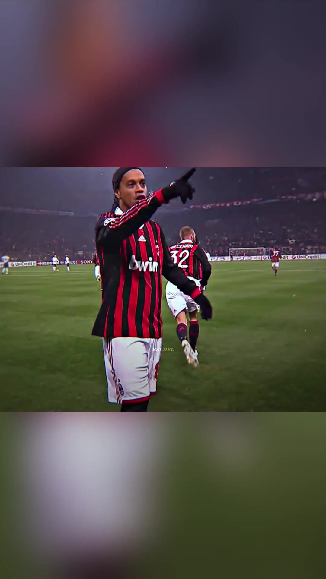 小羅哥年輕的時(shí)候他們根本碰不到球