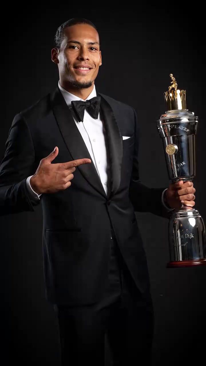 歡迎來到英超官方回顧過去20年的PFA獲獎者名單