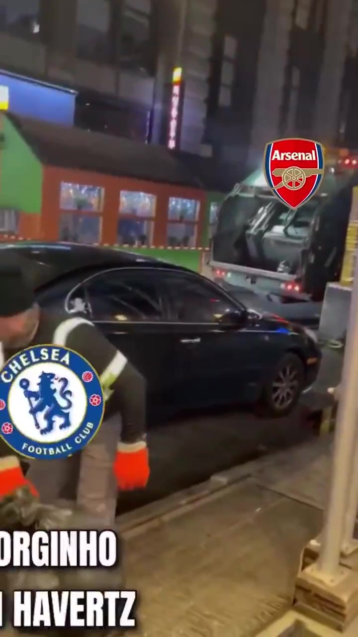 馬杜埃凱也來(lái)了外網(wǎng)調(diào)侃切爾西不斷地往阿森納丟垃圾