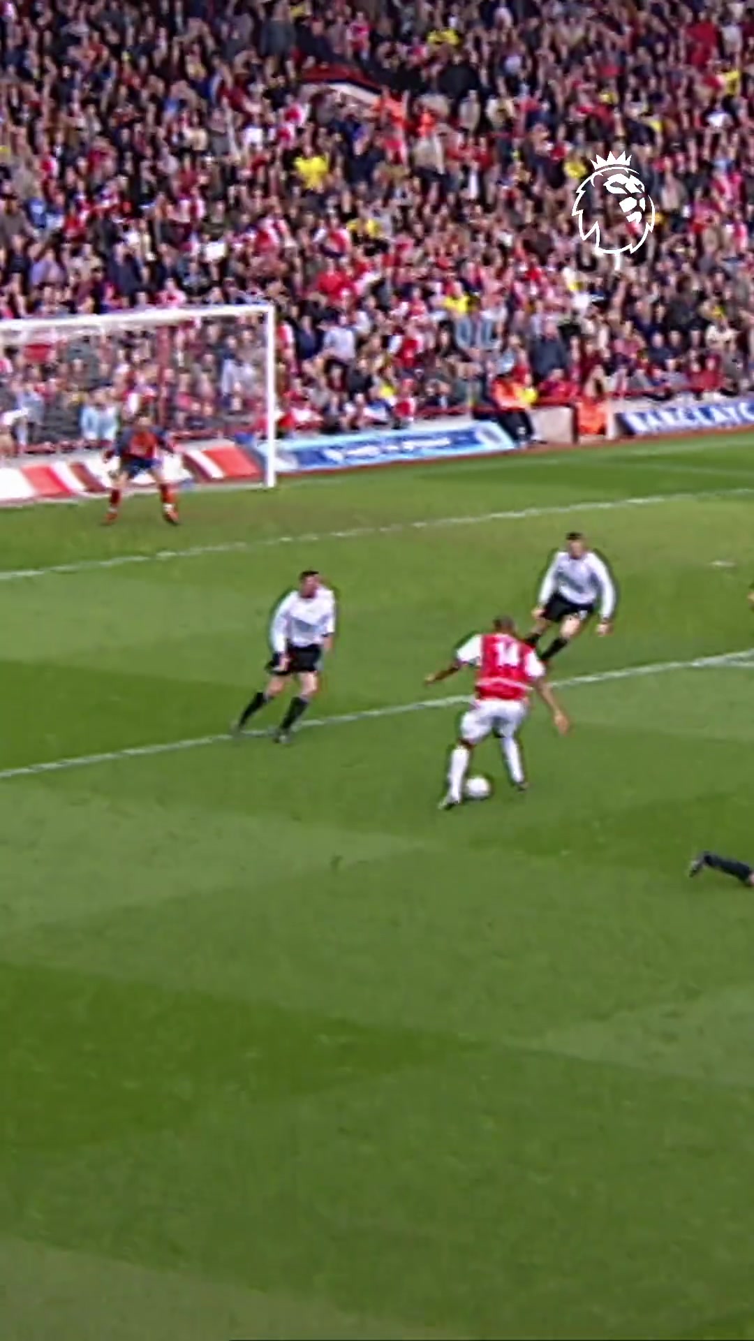 單槍匹馬殺穿禁區(qū)巔峰期的亨利若放到現(xiàn)在你覺得值幾個億