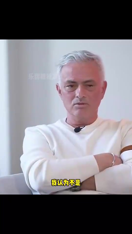 梅西搶了斯內(nèi)德的金球穆里尼奧梅羅金球無法被搶