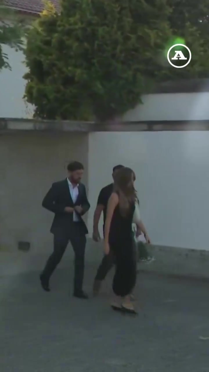 兩個(gè)20號(hào)B席和妻子回葡萄牙參加若塔葬禮