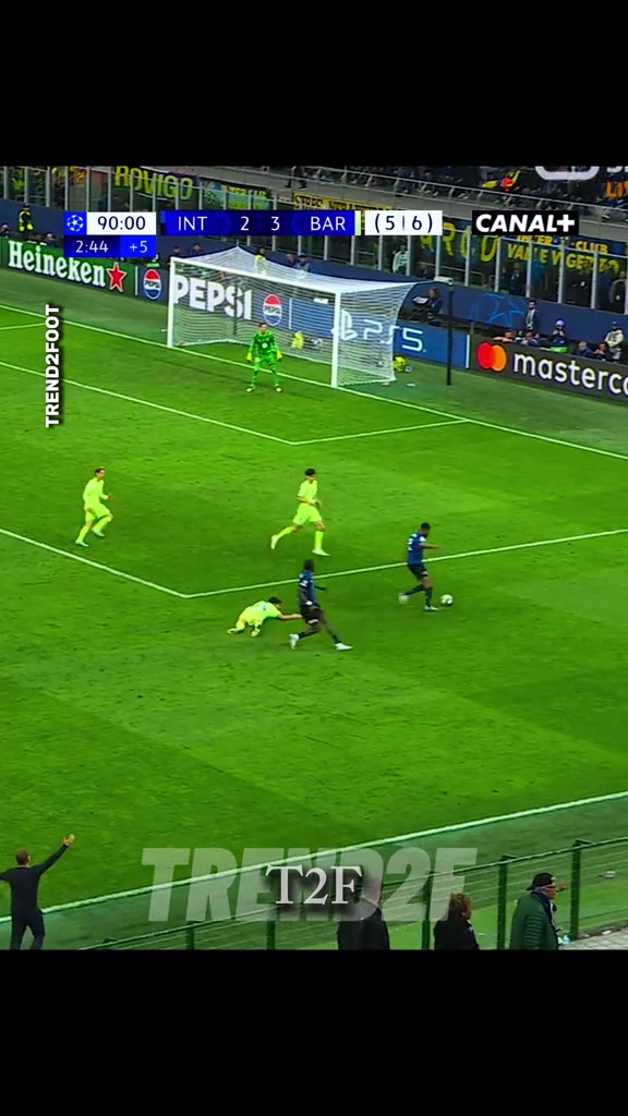 仍心潮澎湃網(wǎng)友國米本賽季踢得最好的一場比賽獻給了巴薩