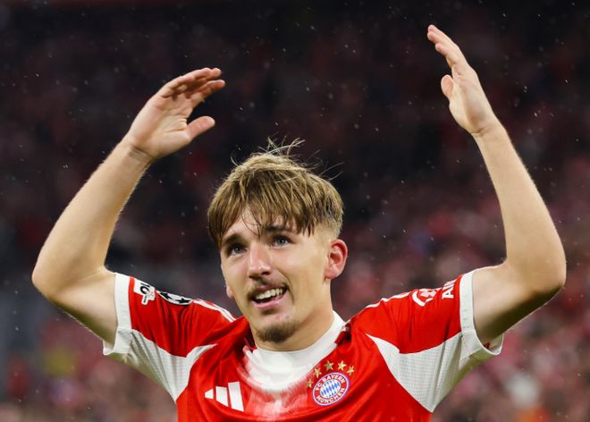 哈曼：卡爾的風(fēng)格讓我想起里貝里，他是未來最有前途球員之一