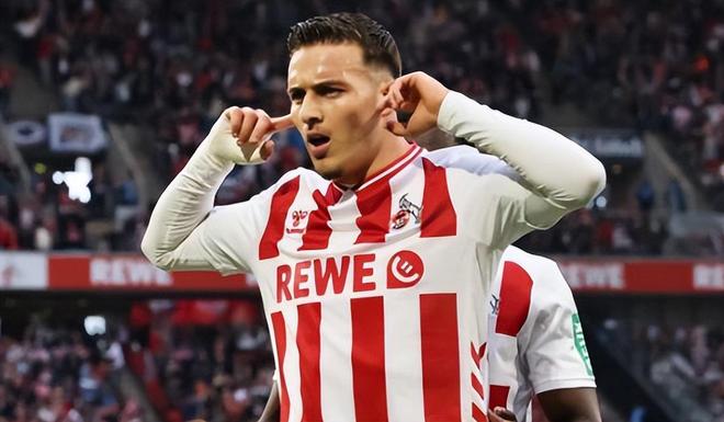 3球1助攻！19歲德國(guó)天才邊鋒橫空出世，瓜帥欽點(diǎn)，4大豪門(mén)瘋搶