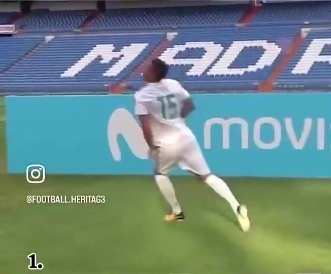 不敢恭維皇馬球迷曬出特奧加盟時顛球畫面有點辣眼睛