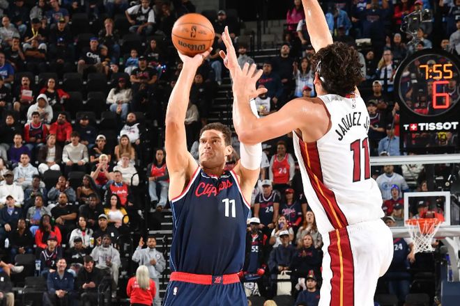 弱點開始被對手不斷放大，快船應(yīng)該考慮讓內(nèi)線老將暫離輪換陣容？