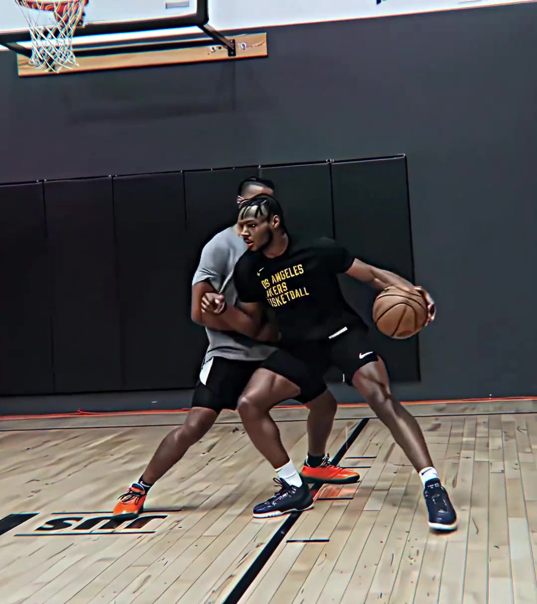 帶你感受下布朗尼的單挑局 大家覺(jué)得他能繼承皇位嘛