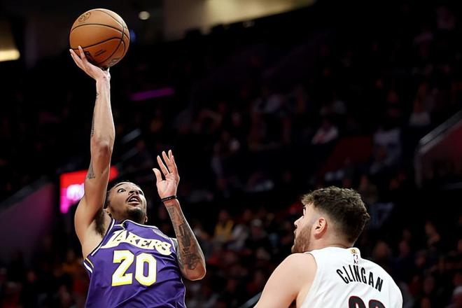 湖人後場新星：我觀察瞭開拓者的防守，我知道自己會得到很多機會