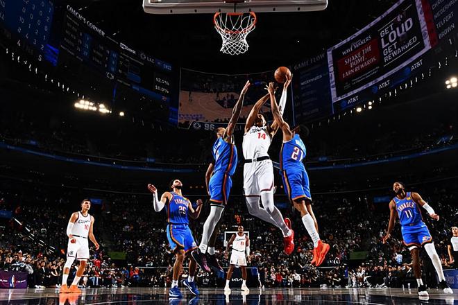 內(nèi)線都快被打爆瞭，結(jié)果快船依然不願意給首輪秀多些出場時間？