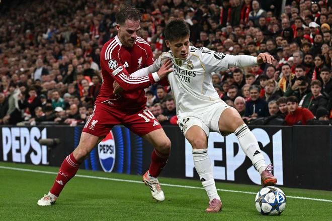 體壇聯(lián)播｜利物浦送皇馬歐冠首敗，阿森納追平122年紀(jì)錄