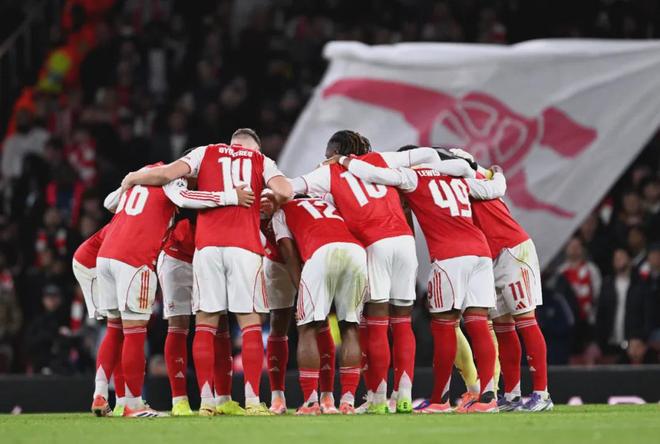 世界第1聯(lián)賽瘋狂！霸榜歐冠+完爆西甲，英超榜首全勝，1隊(duì)拖后腿