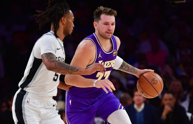 5連勝，湖人狂飆升西部第2，詹姆斯復(fù)出的對手基本鎖定瞭西部弱旅