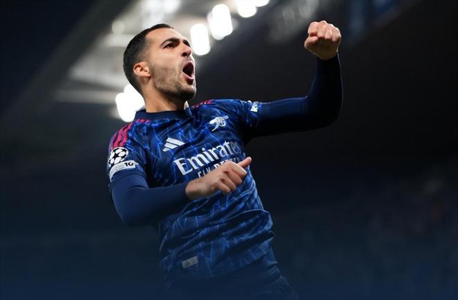 歐冠阿森納3比0弱旅，十連勝遭遇魔鬼賽程，梅里諾兩球狀態(tài)佳