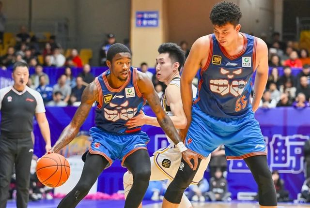 CBA最新消息！廣東宏遠第四外援確定，王薪凱離開新疆男籃