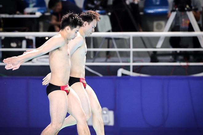 謝思埸黃博文十五運(yùn)會跳水男子雙人3米板奪金