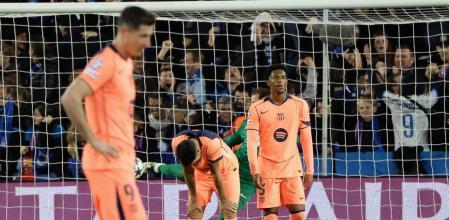 世體：本賽季巴薩15場(chǎng)比賽丟20球，弗里克防守戰(zhàn)術(shù)再受質(zhì)疑