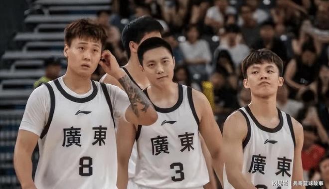 23分大勝，登頂小組第1！徐傑29+5主宰比賽，胡明軒7中0成隱患