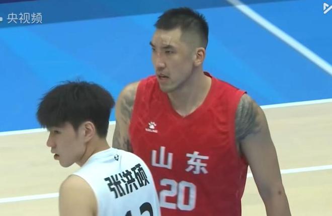 浙江4分險勝山東豪取兩連勝，餘嘉豪18+9劉澤一15+10，李祥波22+9