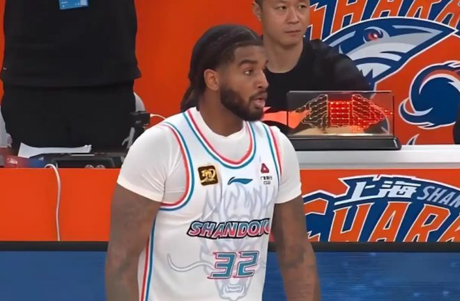 山東男籃輸浙江，4人得分上雙，李祥波空砍22分，趙仕浩血染賽場