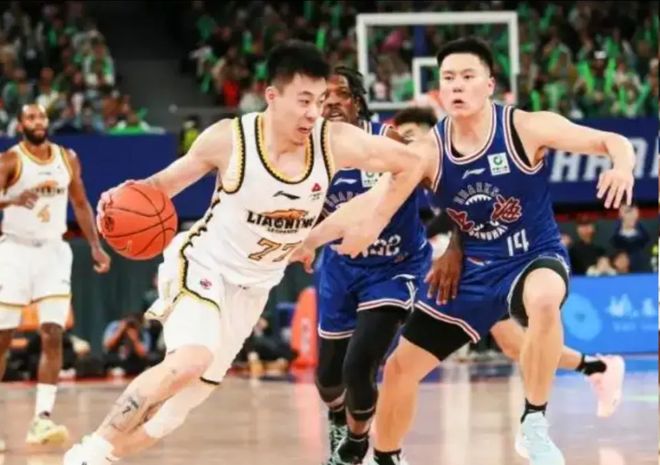 上海新援全運(yùn)會(huì)轟三雙，24歲鋒霸場(chǎng)均32+13，張鎮(zhèn)麟淪為第3選擇？