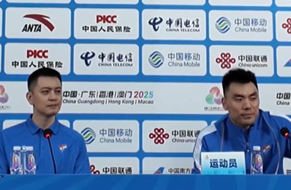 李曉旭：打這麼多年是因?yàn)闂铠Q指導(dǎo)不讓我退役；最後一球是蒙的