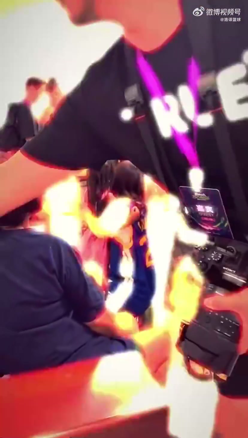 好家伙沒想到追夢的女粉絲也這么多啊