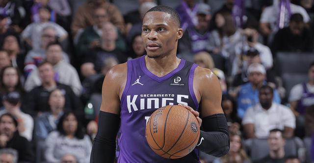 36歲361天！威少連續(xù)3場(chǎng)20+5+5創(chuàng)控衛(wèi)歷史最高齡紀(jì)錄