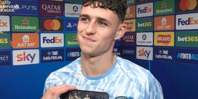 兩粒禁區(qū)外歐冠進(jìn)球被拿來與皮耶羅比較，福登：我很榮幸