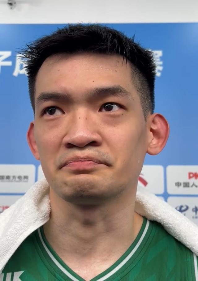 全敗落幕淚灑全運(yùn)賽場(chǎng) “澳門(mén)姚明”黎傢?xiàng)澆涣暨z憾